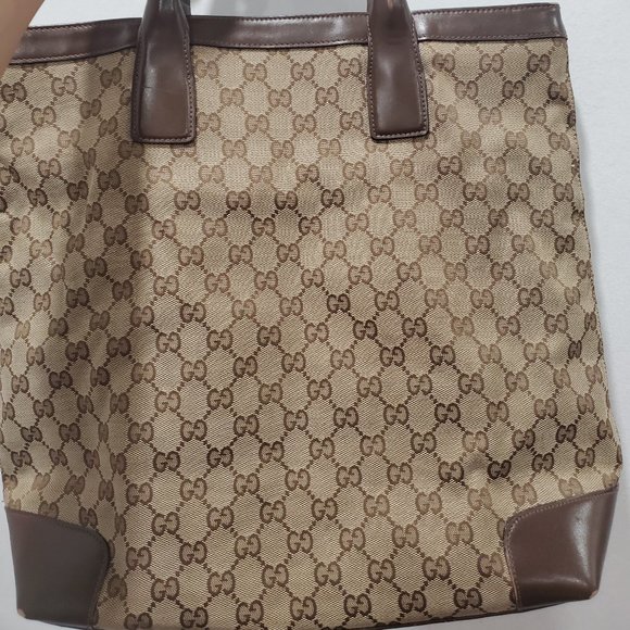 Authentic *Rare* large GUCCI purse - Picture 1 of 7